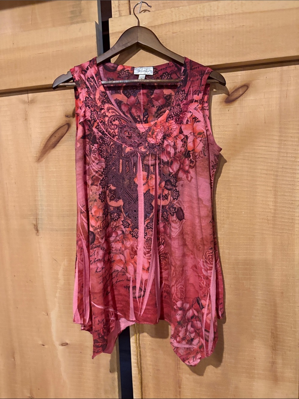 dressbarn Pink & Coral Floral Sleeveless Tank